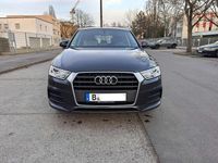 Gebraucht Audi Q3 Design 150 PS (110 kW) 2018 Grau SUV