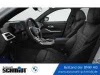 Gebraucht BMW 330 Comfort Edition 286 PS (210 kW) 2026 M brooklyn grau