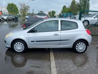 gebraucht Renault Clio Authentique 1.2 16V Eco2 *1.HAND*