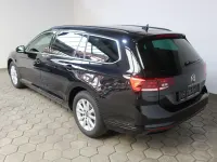 Gebraucht VW Passat Business 200 PS (147 kW) 2023 Schwarz Kombi