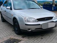 Gebraucht Ford Mondeo 110 PS (80 kW) 2001 Silber Limousine