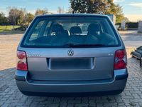 Gebraucht VW Passat Comfortline 115 PS (84 kW) 2004 Grau Kombi