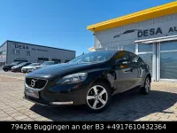 Gebraucht Volvo V40 Kinetic 120 PS (88 kW) 2016 Schwarz Limousine