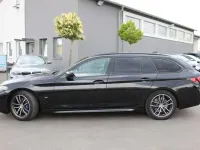 Gebraucht BMW 530 M Sport 252 PS (185 kW) 2021 Black sapphire metallic Kombi