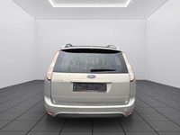 Gebraucht Ford Focus Style 116 PS (85 kW) 2010 Silber Kombi