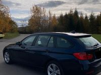 Gebraucht BMW 320 184 PS (135 kW) 2012 Blau Kombi