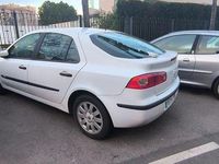 Gebraucht Renault Laguna II Dynamique 110 PS (80 kW) 2005 Weiß Limousine