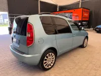 Gebraucht Skoda Roomster Elegance 105 PS (77 kW) 2014 Blau Van / Kleinbus