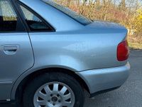 Gebraucht Audi A4 125 PS (91 kW) 1998 Grau Kleinwagen