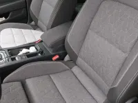 Gebraucht VW Passat 150 PS (110 kW) 2023 Schwarz Kombi