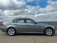 Gebraucht BMW 335 306 PS (225 kW) 2011 Grau Limousine