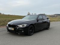 Gebraucht BMW 330 M Sport 252 PS (185 kW) 2019 Schwarz Kombi