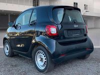 Gebraucht Smart ForTwo Coupé 60 kW (82 PS) 2022 Schwarz Kleinwagen