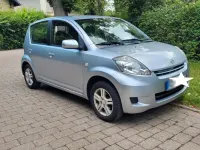 Gebraucht Daihatsu Sirion 91 PS (66 kW) 2009 Silber Kleinwagen