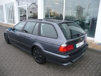 Gebraucht BMW 520 150 PS (110 kW) 2000 Grau metallic Kombi