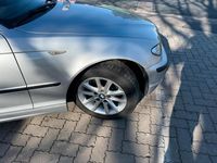 Second-hand BMW 318 143 CP (105 kW) 2004 Argintiu Berlinǎ