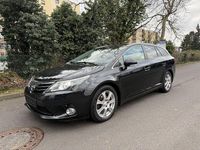 Gebraucht Toyota Avensis 124 PS (91 kW) 2012 Schwarz Kombi