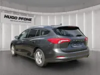Używany Ford Focus Cool & Connect 125 KM (91 kW) 2022 Szary Sedan/Limuzyna