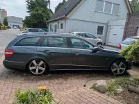 Gebraucht Mercedes E250 Avantgarde 204 PS (150 kW) 2010 Grau Limousine