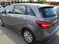 Gebraucht Mercedes B180 122 PS (89 kW) 2016 Grau Van / Kleinbus