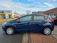 Gebraucht Ford Fiesta 60 PS (44 kW) 2013 Blau Limousine