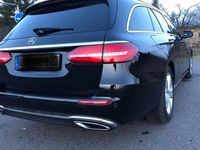 Second-hand Mercedes 220 194 CP (142 kW) 2017 Negru Berlinǎ