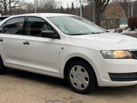 Second-hand Skoda Rapid Active 75 CP (55 kW) 2013 Alb Hatchback