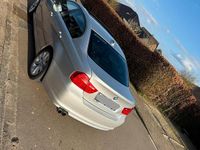 Gebraucht BMW 325 218 PS (160 kW) 2010 Silber Limousine