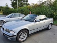 Gebraucht BMW 318 Cabriolet Basis 116 PS (85 kW) 1997 Grau Cabrio