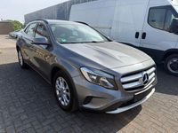 Usata Mercedes GLA200 136 CV (100 kW) 2015 Grigio SUV