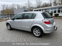 Gebraucht Opel Astra Edition 90 PS (66 kW) 2005 Silber Limousine