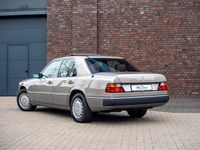 Gebraucht Mercedes E260 160 PS (117 kW) 1992 Andere farben Limousine