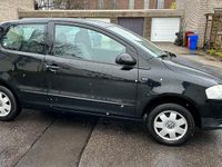Gebraucht VW Fox 65 PS (47 kW) 2005 Schwarz Kleinwagen