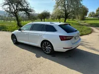Gebraucht Skoda Superb LAURIN & KLEMENT 190 PS (139 kW) 2018 Weiß Kombi