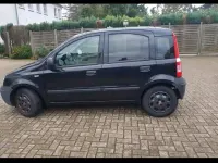 Gebraucht Fiat Panda 60 PS (44 kW) 2011 Schwarz Kleinwagen