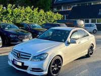 Gebraucht Mercedes C180 154 PS (113 kW) 2011 Weiß Limousine