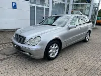 Gebraucht Mercedes C220 Elegance 143 PS (105 kW) 2003 Silber Limousine
