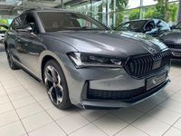 Neu Skoda Superb SportLine 204 PS (150 kW) 2026 Grau Kombi