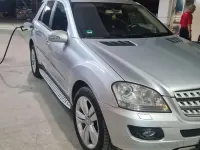 Gebraucht Mercedes ML320 224 PS (164 kW) 2007 Silber SUV