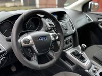 Gebraucht Ford Focus 105 PS (77 kW) 2011 Weiß Kombi