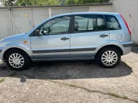 Gebraucht Ford Fusion Fun X 100 PS (73 kW) 2006 Andere farben Kleinwagen