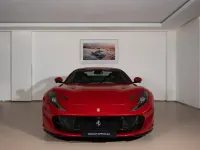 Gebraucht Ferrari 812 799 PS (587 kW) 2024 Rot Cabrio