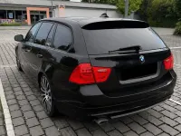 Gebraucht BMW 320 Sport Line 184 PS (135 kW) 2011 Schwarz Kombi