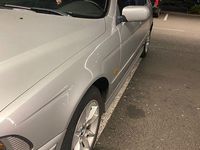 Gebraucht BMW 520 170 PS (125 kW) 2002 Silber Limousine