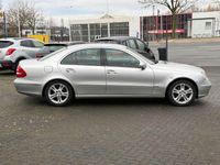 Gebraucht Mercedes E200 Classic 163 PS (119 kW) 2004 Silber Limousine