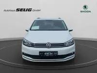 Gebraucht VW Touran Highline 150 PS (110 kW) 2019 Weiß Van / Kleinbus