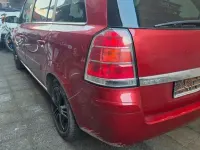 Gebraucht Opel Zafira 140 PS (102 kW) 2005 Rot Van / Kleinbus