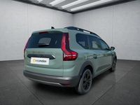 Neu Dacia Jogger 91 PS (66 kW) 2025 Grün Van / Kleinbus