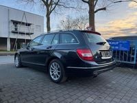 Gebraucht Mercedes C180 156 PS (114 kW) 2011 Schwarz Kombi