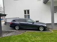 Gebraucht Mercedes E300 Avantgarde 231 PS (169 kW) 2011 Kombi